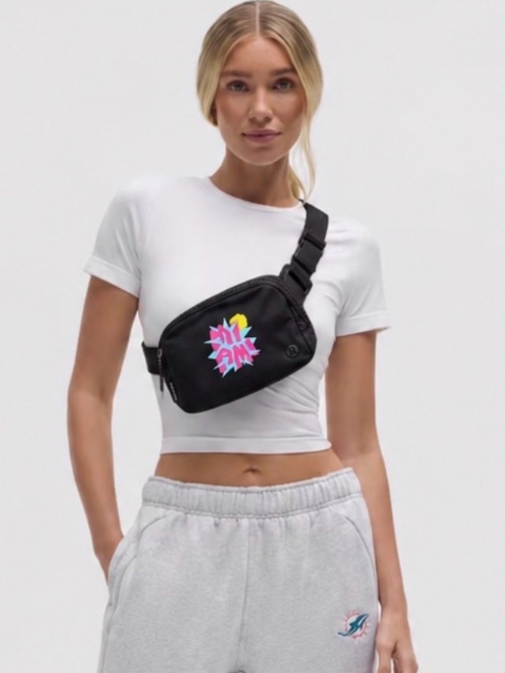 🆕 LULULEMON Athletica Everywhere Belt Bag Miami Black NWT